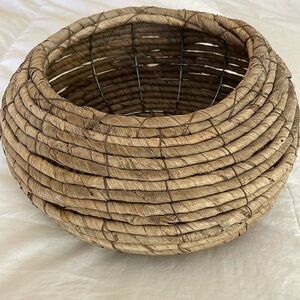 Natural | Woven | Banana Leaf and Metal Reinforcement | Bowl/Basket/Wall Decor